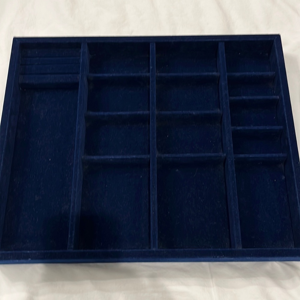Jewelry organizer